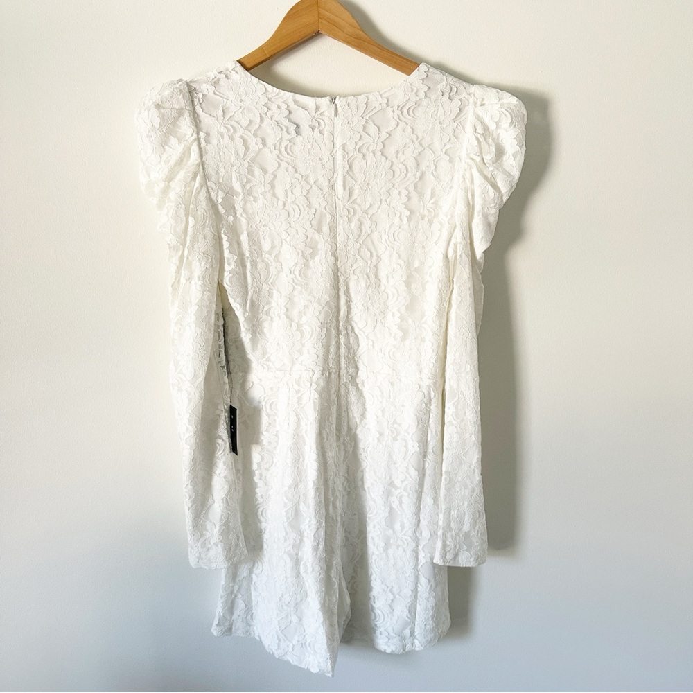 Lulu's Fashionable Find White Lace Long Sleeve Romper M NWT - Picture 10 of 11